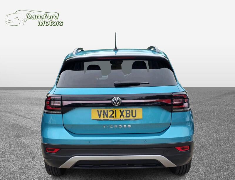 Volkswagen T-Cross view 5