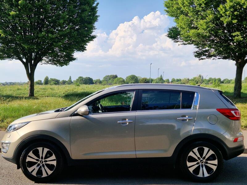 Kia Sportage view 3