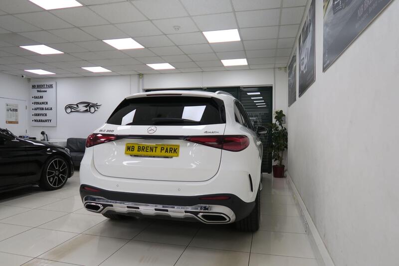 Mercedes-Benz Mercedes-Benz GLC view 6