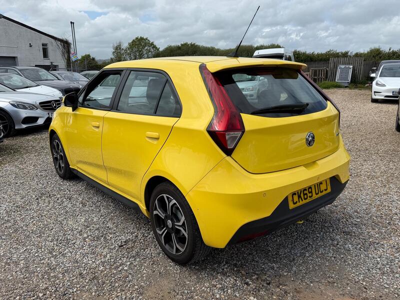 MG MG3 view 7