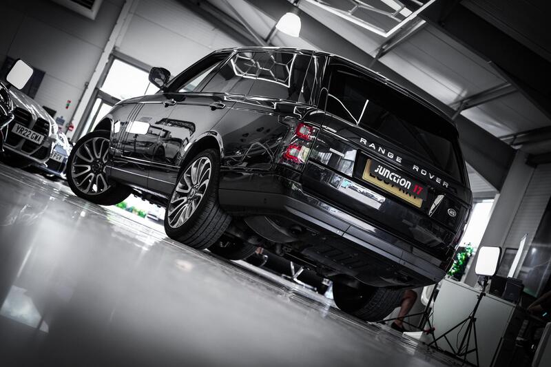 Land Rover Range Rover view 6