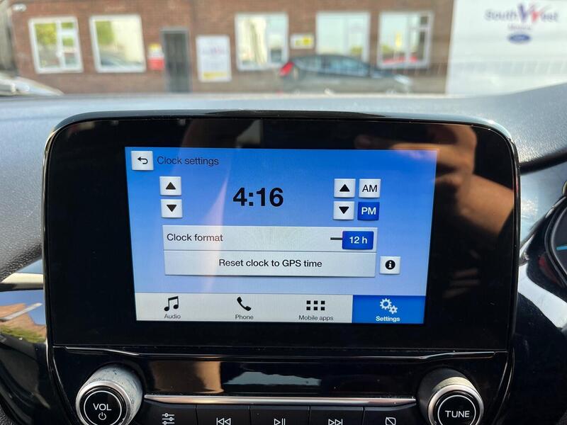 Ford Fiesta view 40