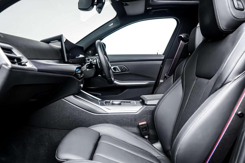 BMW 3 Series view 7