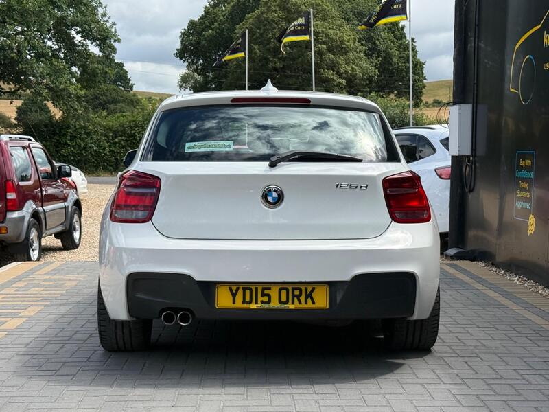 BMW 1 Series view 4