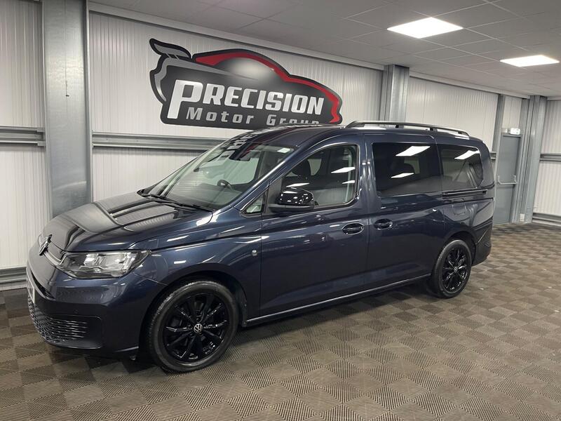 Volkswagen Caddy Maxi view 6