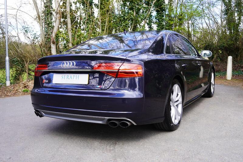 Audi Audi S8 view 5