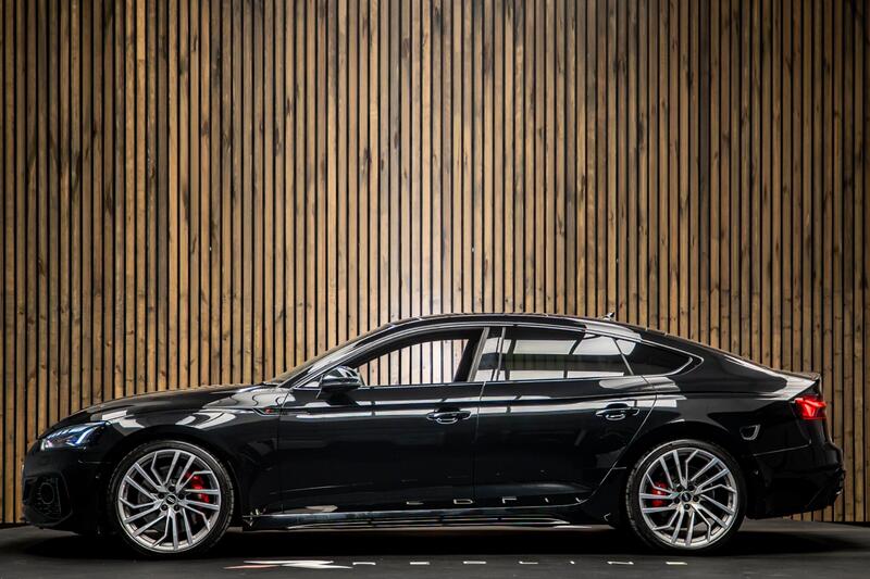 Audi RS5 view 7