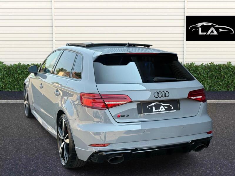 Audi Audi RS3 view 6