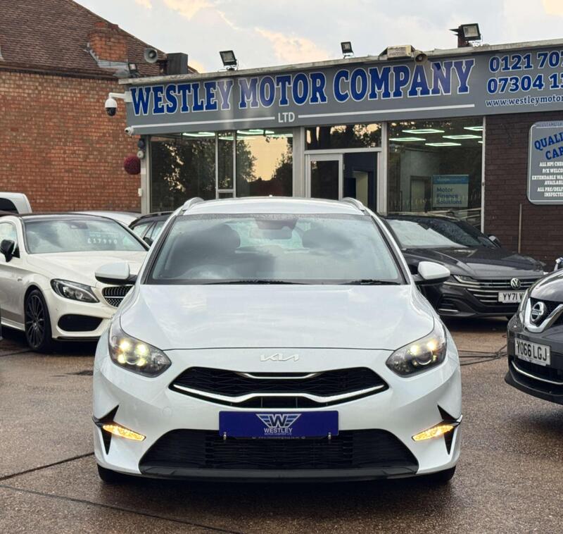 Kia Ceed view 2
