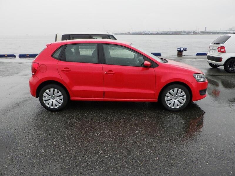 Volkswagen Polo view 3