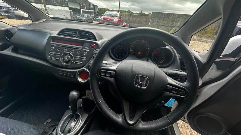 2015 Honda Jazz — photo 8