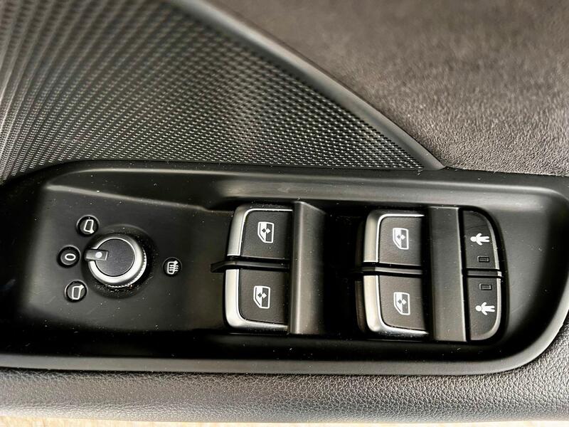 Audi RS3 view 28