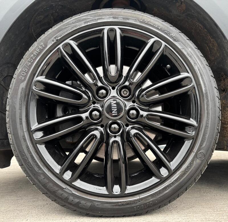 Mini Cooper view 2