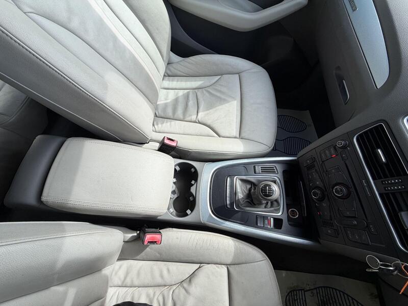 2011 Audi Q5 — photo 26