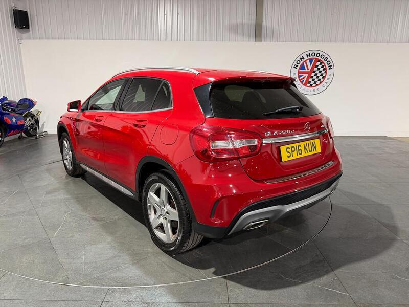 Mercedes-Benz Gla view 4