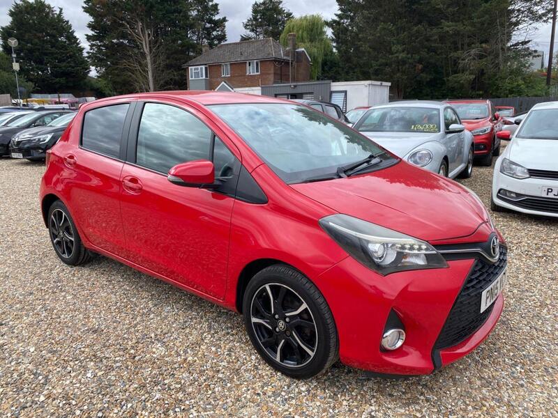Toyota Yaris view 2