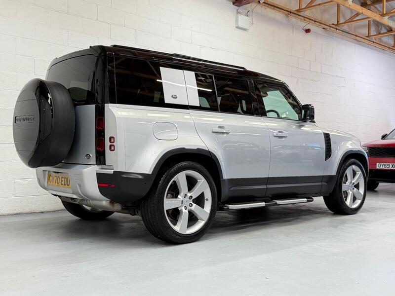 Land Rover Defender view 6
