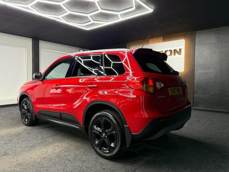 Suzuki Vitara view 5