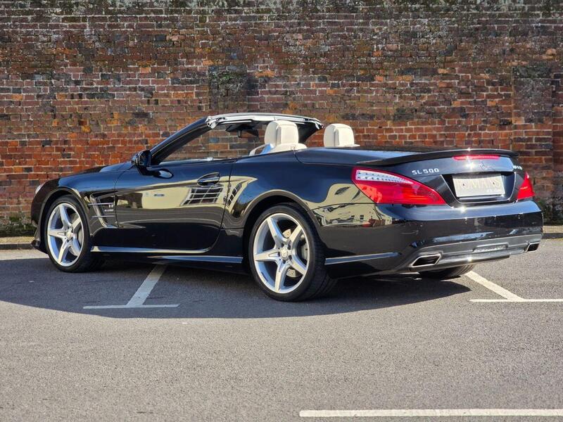 Mercedes-Benz SL view 3