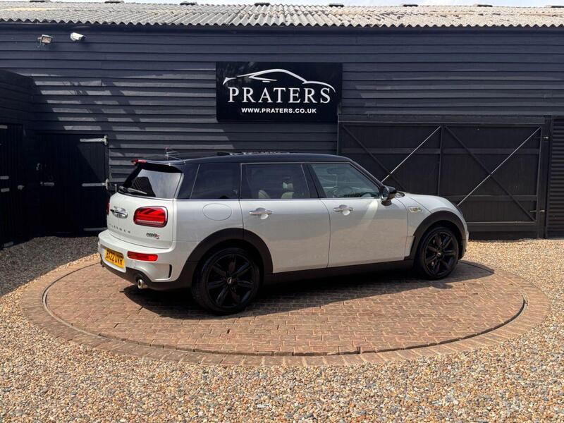 Mini Clubman view 5