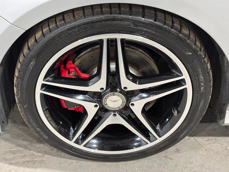 05fd10774ac34f08b933d02403f4360f