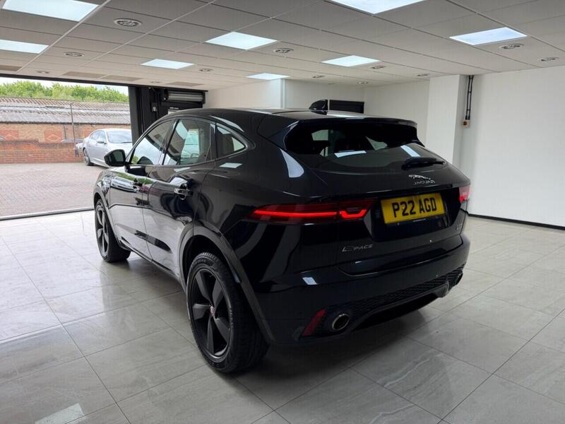 Jaguar E-Pace view 5