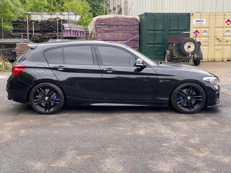 BMW 1 Series view 5