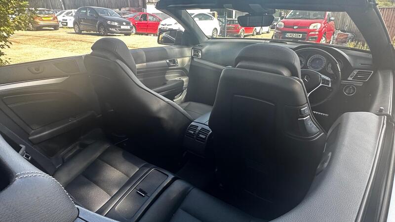 2013 Mercedes-Benz E Class — photo 18