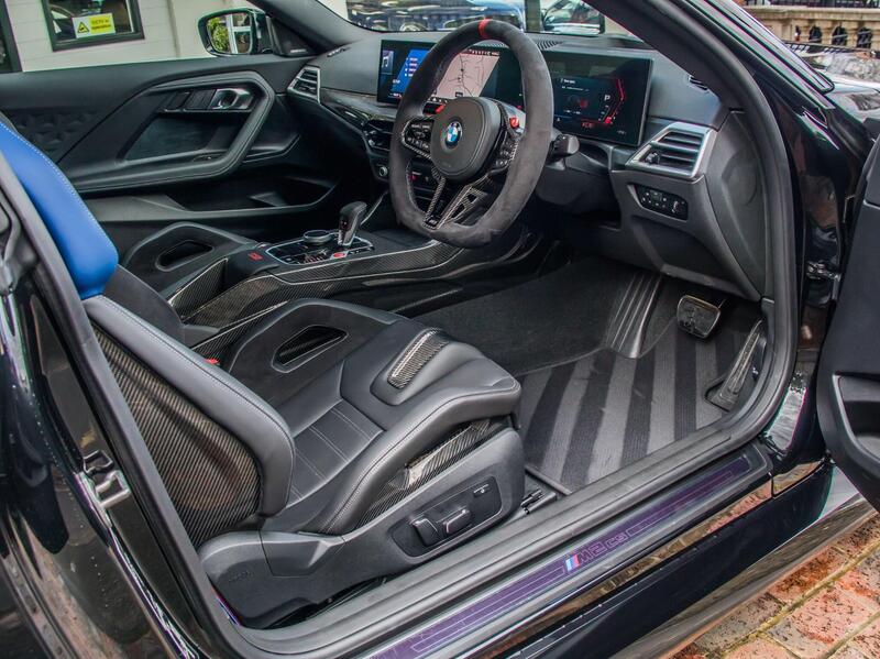 BMW M2 view 3