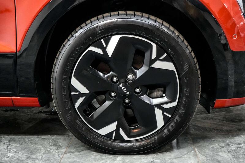 Kia Niro view 7