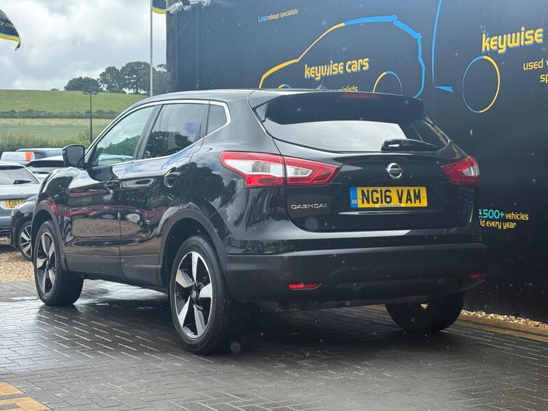 Nissan Qashqai view 3