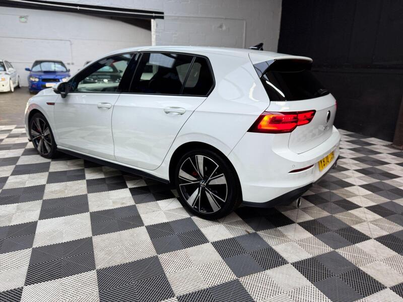 Volkswagen Golf view 16