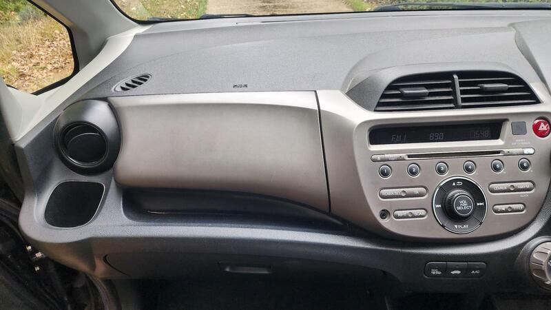 2010 Honda Jazz — photo 37