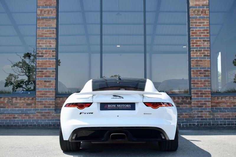 Jaguar F-Type view 6