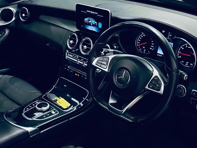 Mercedes-Benz C-Class view 4