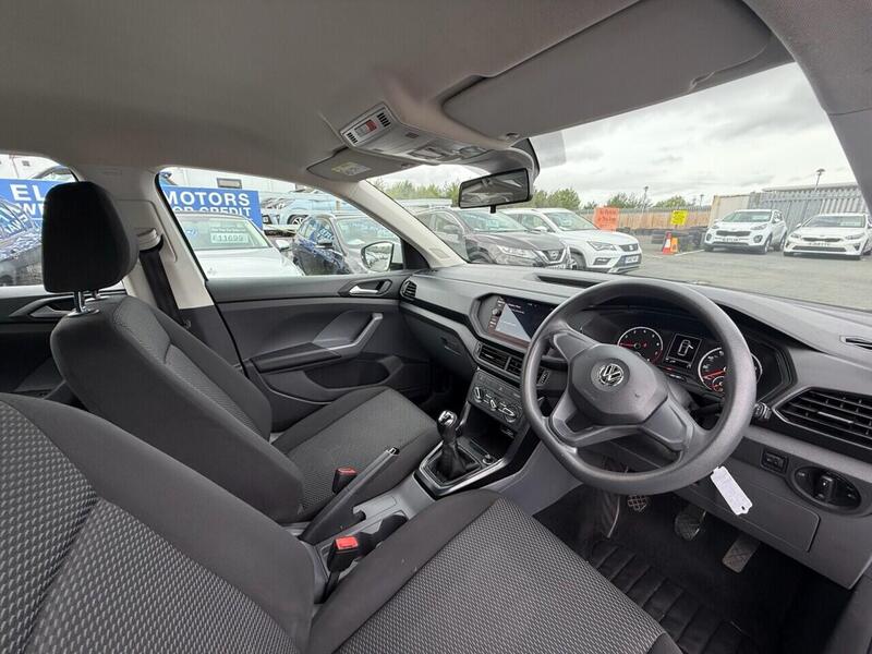 Volkswagen T-Cross view 2