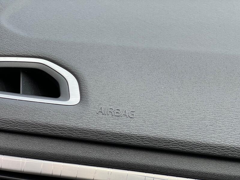 Volvo XC70 view 46