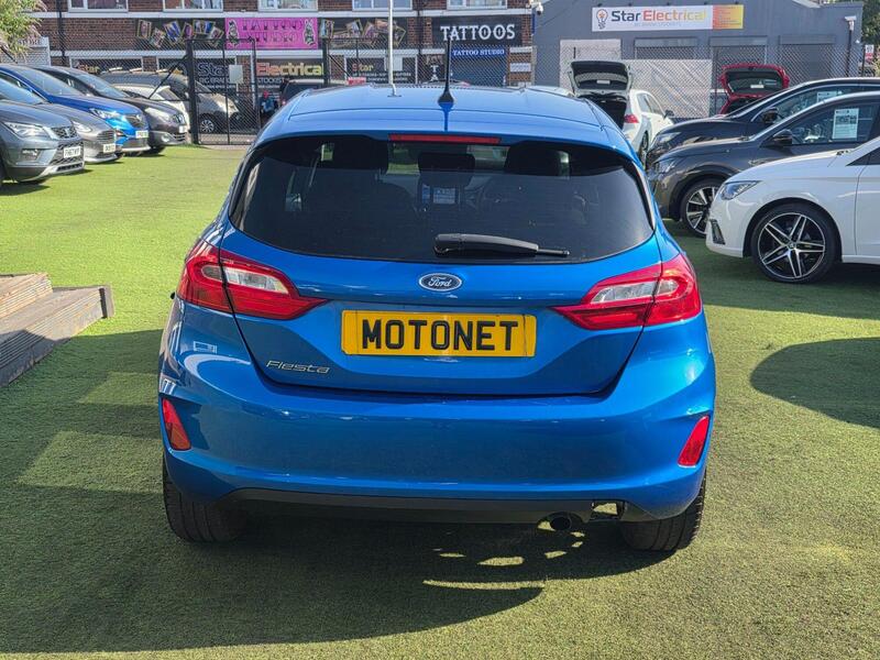 Ford Fiesta view 6