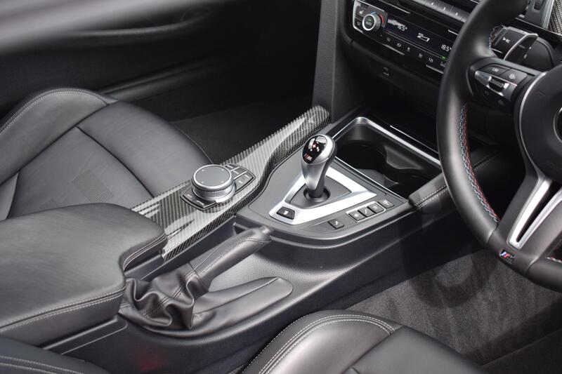 BMW M4 view 7