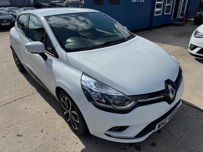 Renault Clio view 3