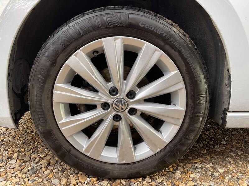 Volkswagen Polo 1.0 TSI Match Euro 6 (s/s) 5dr thumbnail 14