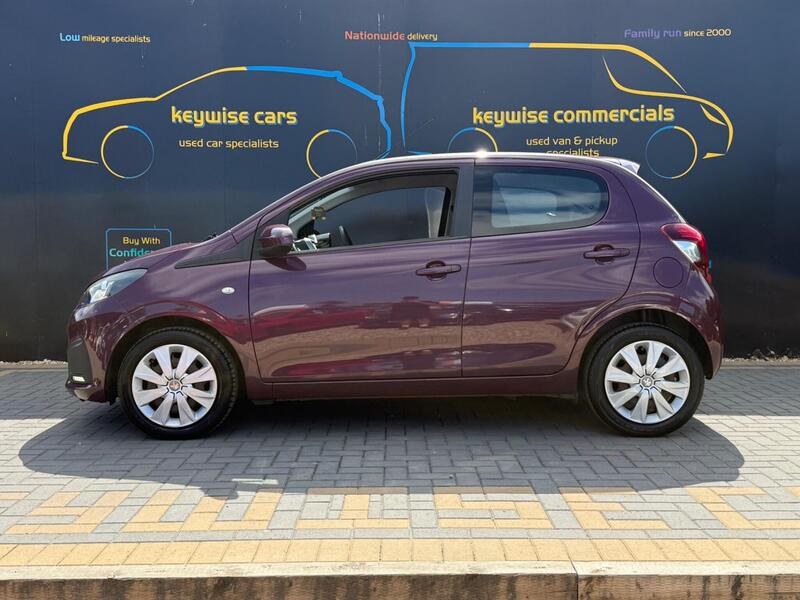 Peugeot 108 view 2