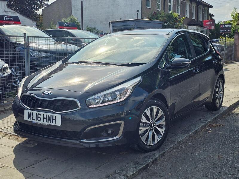 Kia Ceed view 4