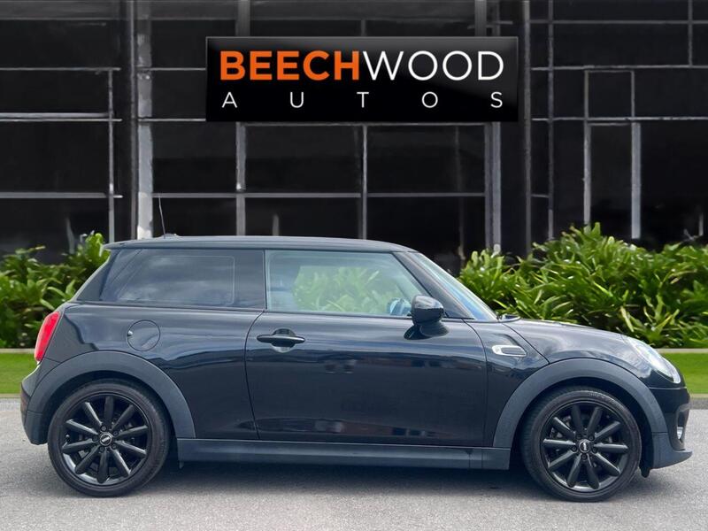 Mini Cooper view 5