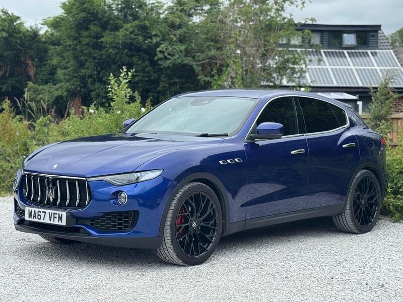 Maserati Levante view 5