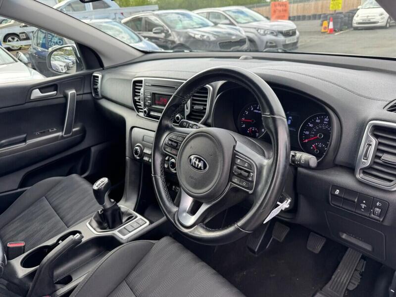 Kia Sportage view 2