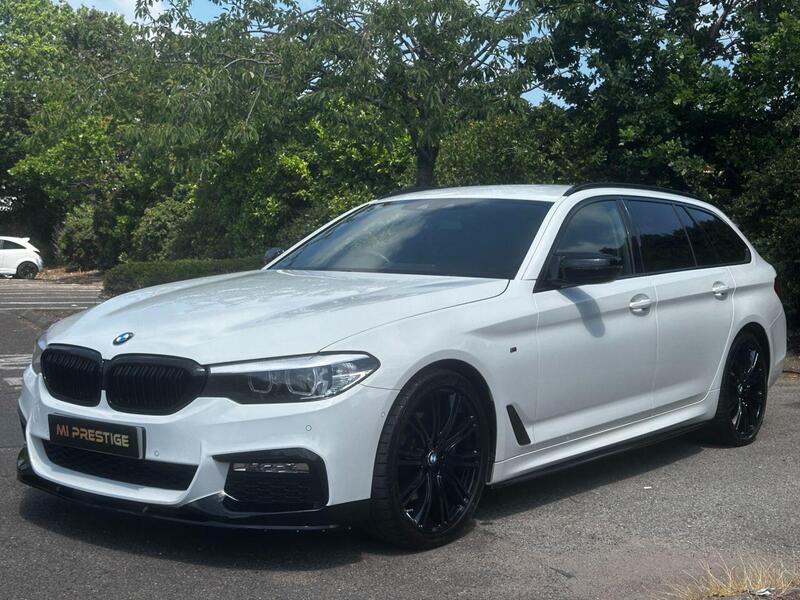 BMW 5 Series view 3