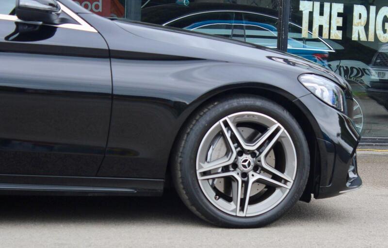 Mercedes-Benz C Class view 4