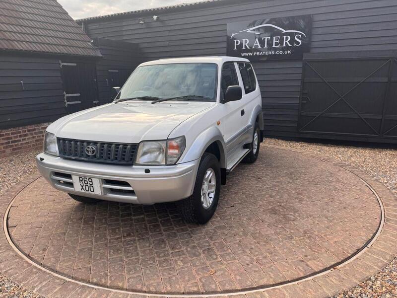 Toyota Land Cruiser Colorado view 2