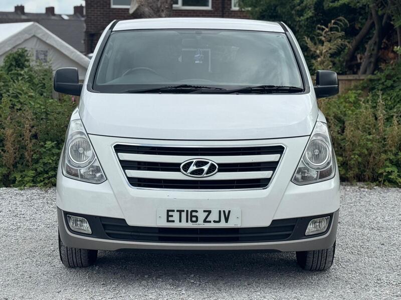 Hyundai I800 view 4